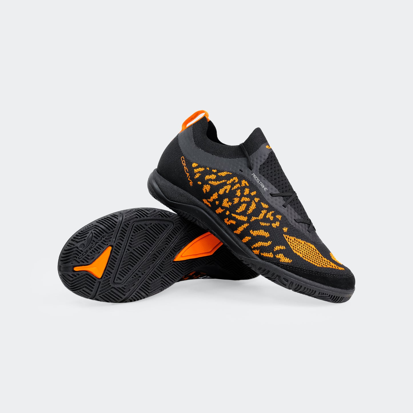 Volt Futsal - Black / Orange