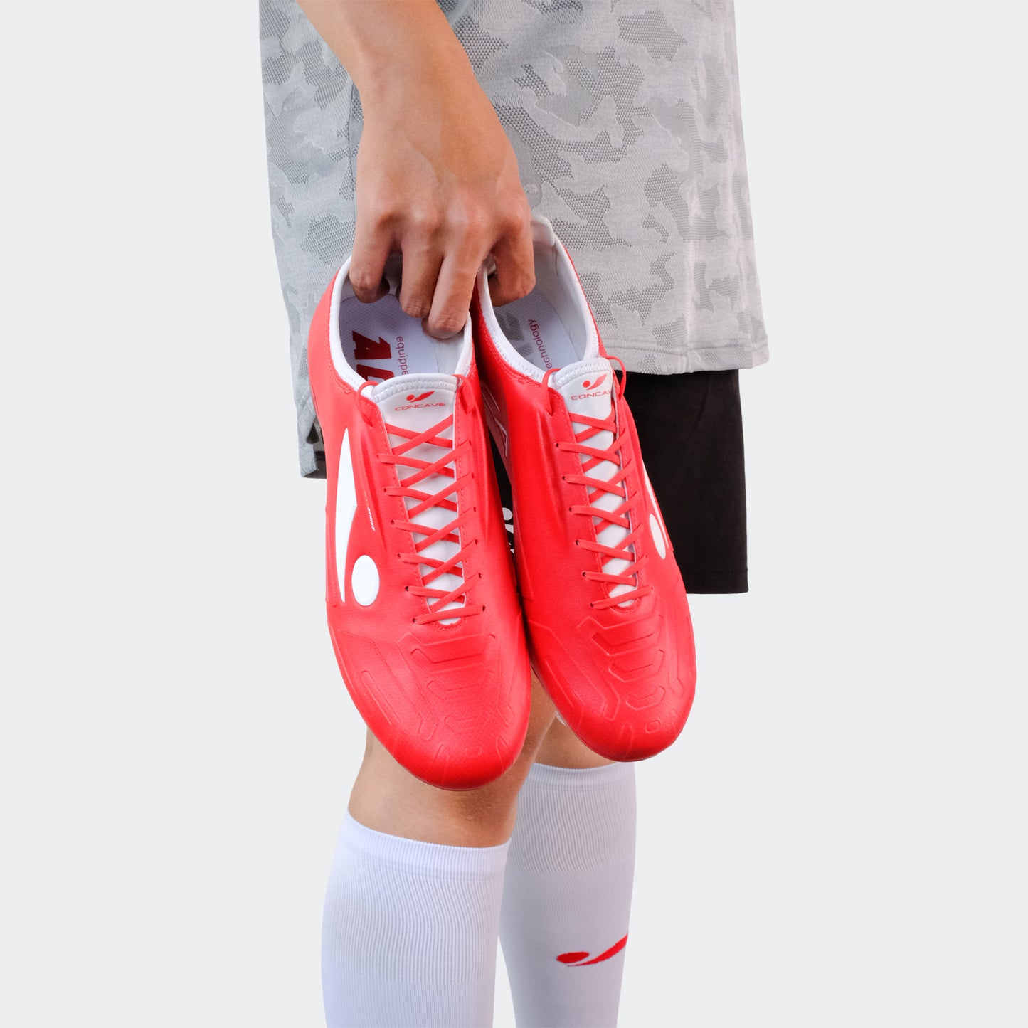 sepatu bola concave