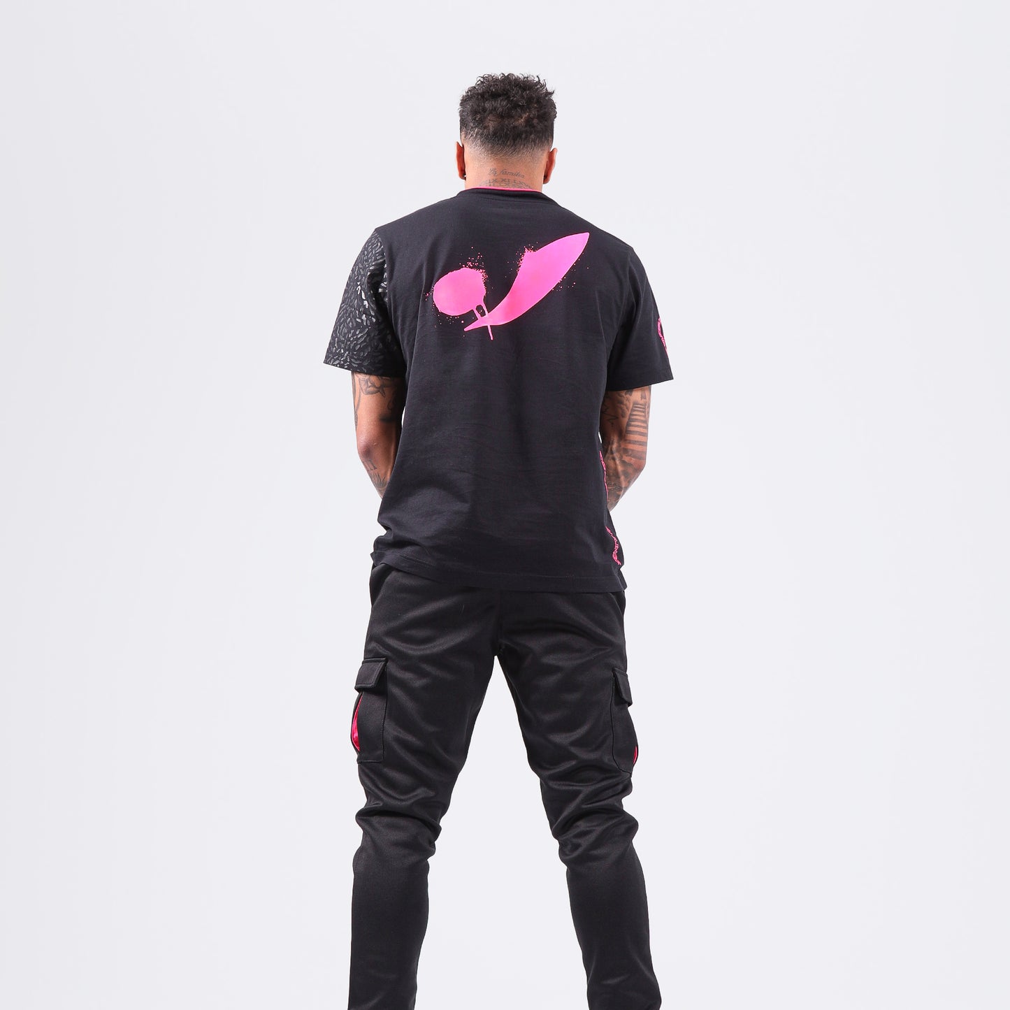 Concave x JLingz Tees - Black/Pink