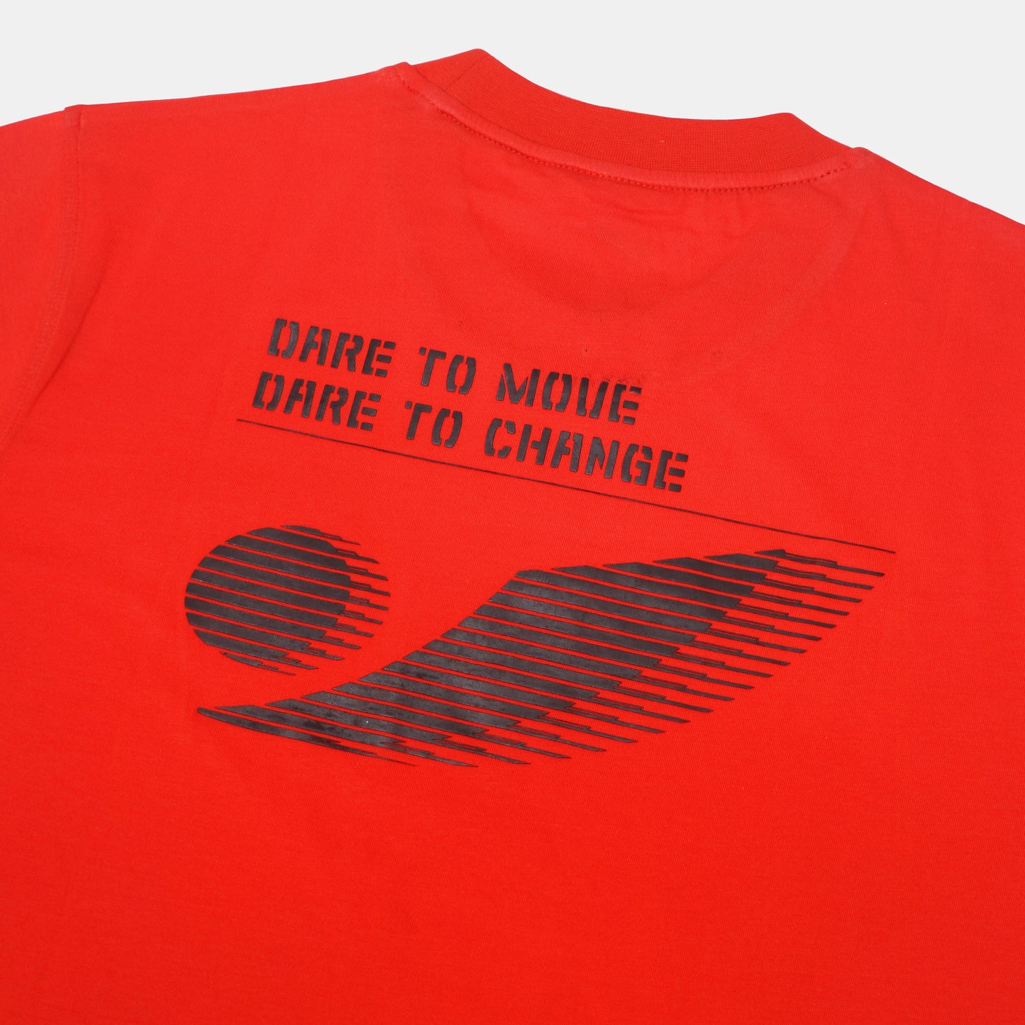 CAVE CASUAL DARE TO MOVE TEE KIDS - RED