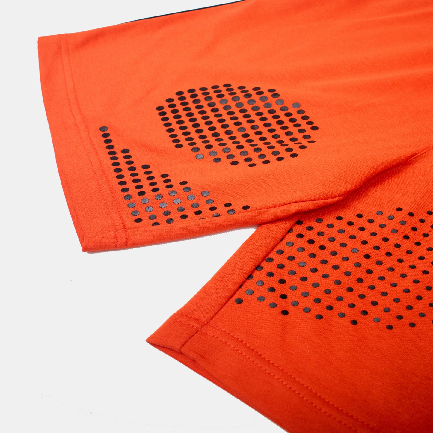 CAVE CASUAL LOGO DOT SHORT - RED