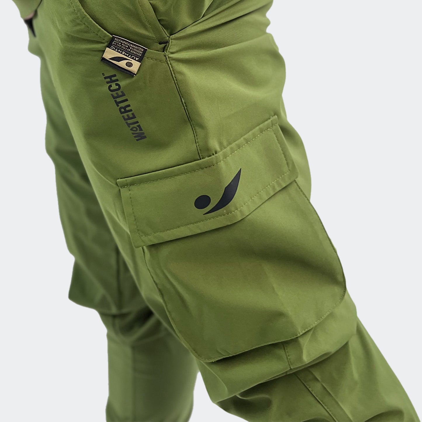 Watertech™ - Celana Panjang Training Cargo - Algae Green