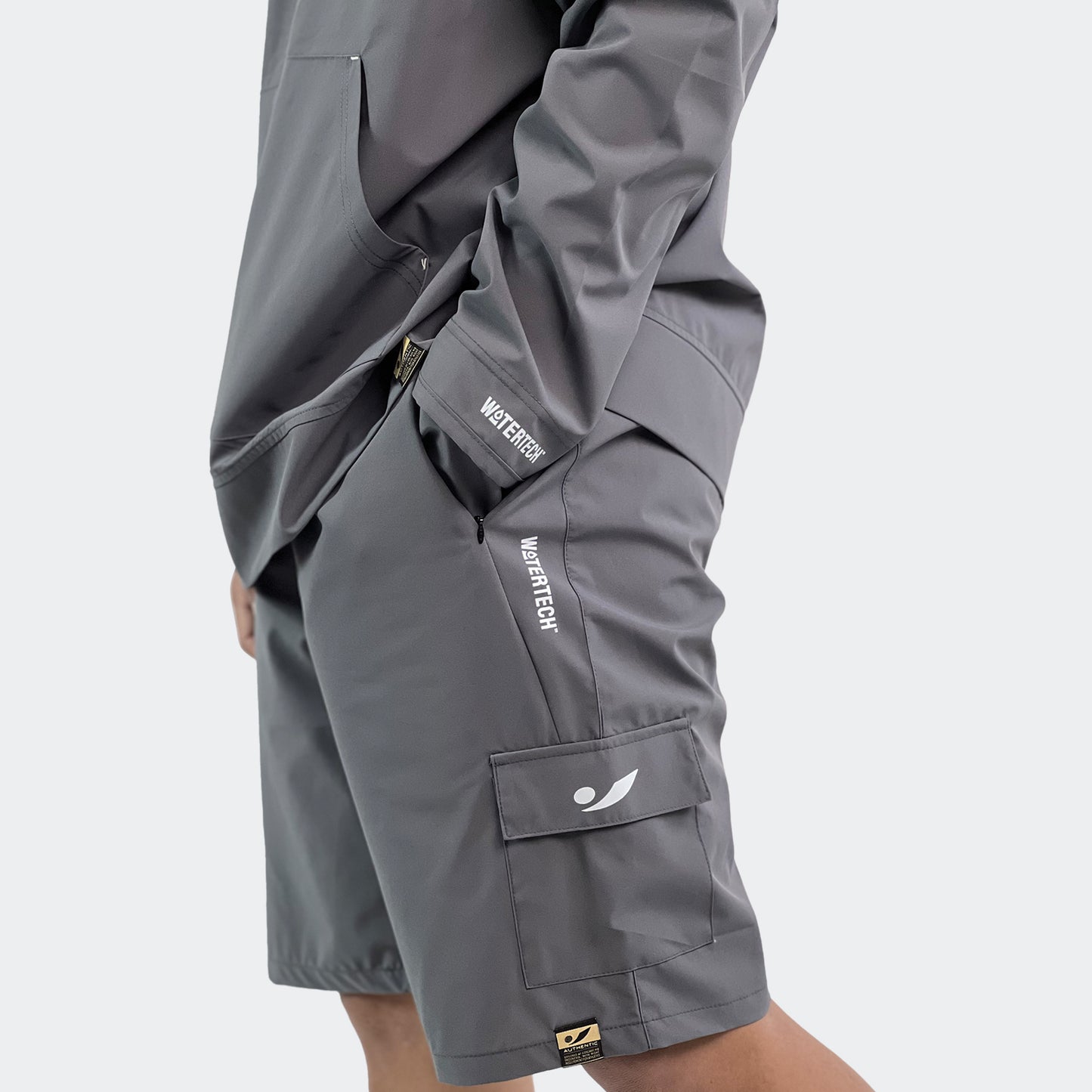 Watertech™ - Celana Pendek Training Cargo - Carbon Grey